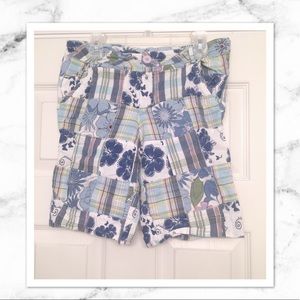 Plaid patched shorts!